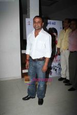 Rajpal Yadav at the Music launch of Hello Hum Lallan Bol Rahe Hai in Puro, Bandra, Mumbai on 29th Dec 2009 (5).jpg