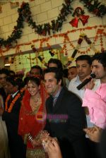 Fardeen Khan Promotes Dulha Mil Gaya in Megamall, Mumbai on 4th Jan 2009 (29).JPG