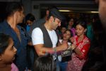 Salman Khan promotes Veer at college fest in Jamnabai, Mumbai on 4th Jan 2010 (29).JPG