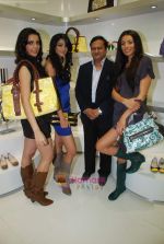 Arushi Virani, Pia Trivedi, Pooja Hegde at Miss Sixty accessory store launch in Palladium, Phoenix Mills on 5th Jan 2010 (3).JPG
