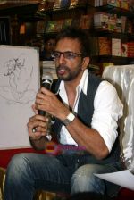 Javed Jaffrey at Karadi tales story telling session in Landmark on 9th Jan 2010 (12).JPG