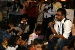 Javed Jaffrey at Karadi tales story telling session in Landmark on 9th Jan 2010 (16).JPG