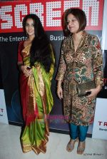 Vidya Balan at Star Screen Awards red carpet on 9th Jan 2010 (8).JPG