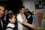 Aamir Khan grace Seksaria School festival in Malad, Mumbai on 10th Jan 2010 (69).JPG