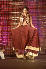 Rohit Bal creates Magical fashion at Chivas Studio in Grand Hyatt, Mumbai on 10th Jan 2010 (24).JPG