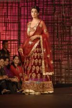 Rohit Bal creates Magical fashion at Chivas Studio in Grand Hyatt, Mumbai on 10th Jan 2010 (4).JPG