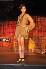 at Manish Malhotra show for Chivas Studio in Grand Hyatt, Mumbai on 10th Jan 2010 (45).JPG