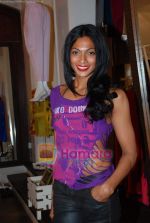 Nina Manuel at Anupama Dayal_s collection in Bombay Electric on 12th Jan 2010 (30).JPG