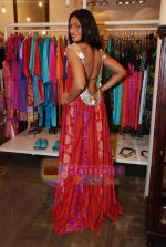 Nina Manuel at Anupama Dayal_s collection in Bombay Electric on 12th Jan 2010 (41).JPG