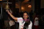 at Muse and Breakthrough Bell Bajao event to raise voice against domestic violence in Kala Ghoda on 13th Jan 2010 (34).JPG