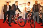 Salman Khan, Eddy merckx at Mumbai Cyclothon Media meet in Trident, Bandra, Mumbai on 18th Jan 2010 (9).JPG