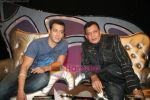 Salman Khan, Mithun Chakraborty promotes Veer on Dance India Dance in Famous Studio, Mumbai on 18th Jan 2010 (3).JPG