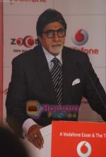 Amitabh Bachchan at the Launch of album Phir Mile Sur in Mumbai on 25th Jan 2010 (2).JPG