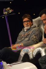 Amitabh Bachchan on the sets of Dance India Dance on 25th Jan 2010 (10).JPG