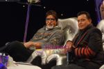 Amitabh Bachchan, Mithun Chakraborty on the sets of Dance India Dance on 25th Jan 2010 (5).JPG
