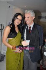 Celina Jaitley at Baz Lahrman and artist Vincent Fantauzzo Classic Tour in Hotel le Sutra on 2nd Jan 2010 (4).JPG
