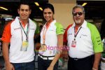 Deepika Padukone with desi F1 girls on 2nd Feb 2010 (9).jpg