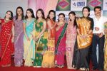 Parul Chauhan, Sara Khan at Behenein serial promotional event with sangeet of character Purva in Taj Land_s End on 2nd Feb 2010 (7).JPG