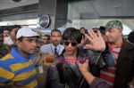 Shahrukh Khan arrive back in Mumbai Airport on 6th Feb 2010 (9).JPG