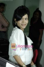 at Rakhi Sawant_s Beauty lounge launch in Andheri on 8th Feb 2010 (17).JPG