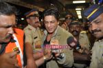Shahrukh Khan leave for My Name Is Khan premiere in Mumbai on 10th Feb 2010 (11)~0.JPG