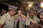 Shahrukh Khan leave for My Name Is Khan premiere in Mumbai on 10th Feb 2010 (9)~0.JPG