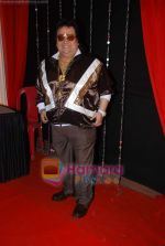 Bappi Lahiri at Zee Rishtey Awards in Andheri Sports Complex on 13th Feb 2010 (2).JPG