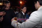 Shahrukh Khan at Dhoot_s son_s wedding in Turf Club on 15th Feb 2010 (5).JPG