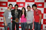 Madhavan, Siddharth Kher, Sharadha Kapoor, Dhruv Ganesh, Vaibhav Talwar at Big Fm in Andheri on 16th Feb 2010 (4).JPG