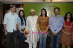 Dino Morea, Sonia Mehra, Kiran Shantaram, Priya Dutt at Beautiful Bandra media meet in Bandra, Mumbai on 18th Feb 2010 (2).JPG