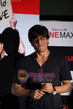 Shahrukh Khan promotes My Name is Khan in Cinemax on 20th Feb 2010 (31).JPG