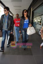 Ranbir Kapoor, Priyanka Chopra spotted at Mumbai airport back from New York on 6th March 2010 (12).JPG