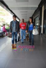 Ranbir Kapoor, Priyanka Chopra spotted at Mumbai airport back from New York on 6th March 2010 (13).JPG