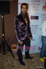 Ashmit Patel at Lakme Fashion Week 2010 Day 3 in Grand Hyatt, Mumbai on 7th March 2010 (2).JPG