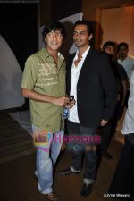 Chunky Pandey, Arjun Rampal at Lakme Fashion Week 2010 Day 3 in Grand Hyatt, Mumbai on 7th March 2010 (89).JPG