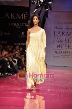 Model walks the ramp for Malani Ramani Show at LIFW 2010 Day 3 in Grand Hyatt, Mumbai on 6th March 2010 (51).JPG