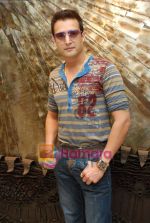 Jimmy Shergill at Gold_s Gym Miss Fit n Fab Contest 2010 on 8th March 2010 (30).JPG