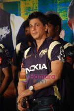 Shahrukh Khan ties up with XXX energy drink for Kolkatta Knight Riders and jersey launch in MCA on 9th March 2010 (63).JPG