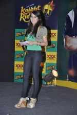 Shahrukh Khan ties up with XXX energy drink for Kolkatta Knight Riders and jersey launch in MCA on 9th March 2010.JPG