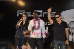 Shahrukh khan, Akon, Kareena Kapoor at Ra.One media meet in SaharaStar, Mumbai on 9th March 2010 (50).JPG