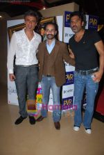 Rahul Dev, Rahul Aggarwal, Sunil Shetty at Na Ghar Ke Na Ghaat Ke premiere in PVR on 11th March 2010 (3).JPG