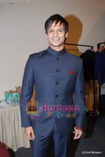 Vivek Oberoi at CPAA Shaina NC show presented by Pidilite in Lalit Hotel on 13th March 2010 (4).JPG