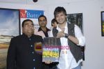 Vivek Oberoi at Dr Batra art exhibition in NCPA on 17th March 2010 (19).JPG