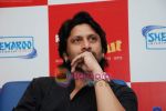 Arshad Warsi launch DVD of Ishqiya in Reliance Timeout, Bandra on 18th March 2010 (2).JPG