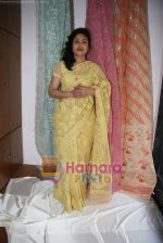 at the Launch of Shubhrata Dutta_s Jamdani Saree collection in Juh, Mumbai on 23rd March 2010 (34).JPG