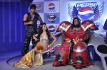 Ranbir Kapoor, Jacqueline Fernandez, Sanjay Dutt at the Launch of Pepsi Game in Taj Land_s End, Mumbai on 25th March 2010 (4).JPG