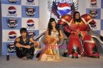 Ranbir Kapoor, Jacqueline Fernandez, Sanjay Dutt at the Launch of Pepsi Game in Taj Land_s End, Mumbai on 25th March 2010 (6).JPG