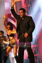 Salman Khan at Star Cintaa Superstars ka Jalwa on 31st March 2010 (3).JPG