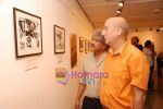 Anupam Kher at the launch of book HISTORY IN THE MAKING by photogrpaher Aditya Arya in NCPA on 2nd April 2010 (4).JPG