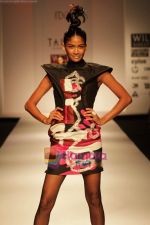 Model walk the ramp for Taika By Poonam Bhagat Show at Wills India Fashion Week 2010 Day 3 on 27th March 2010.JPG